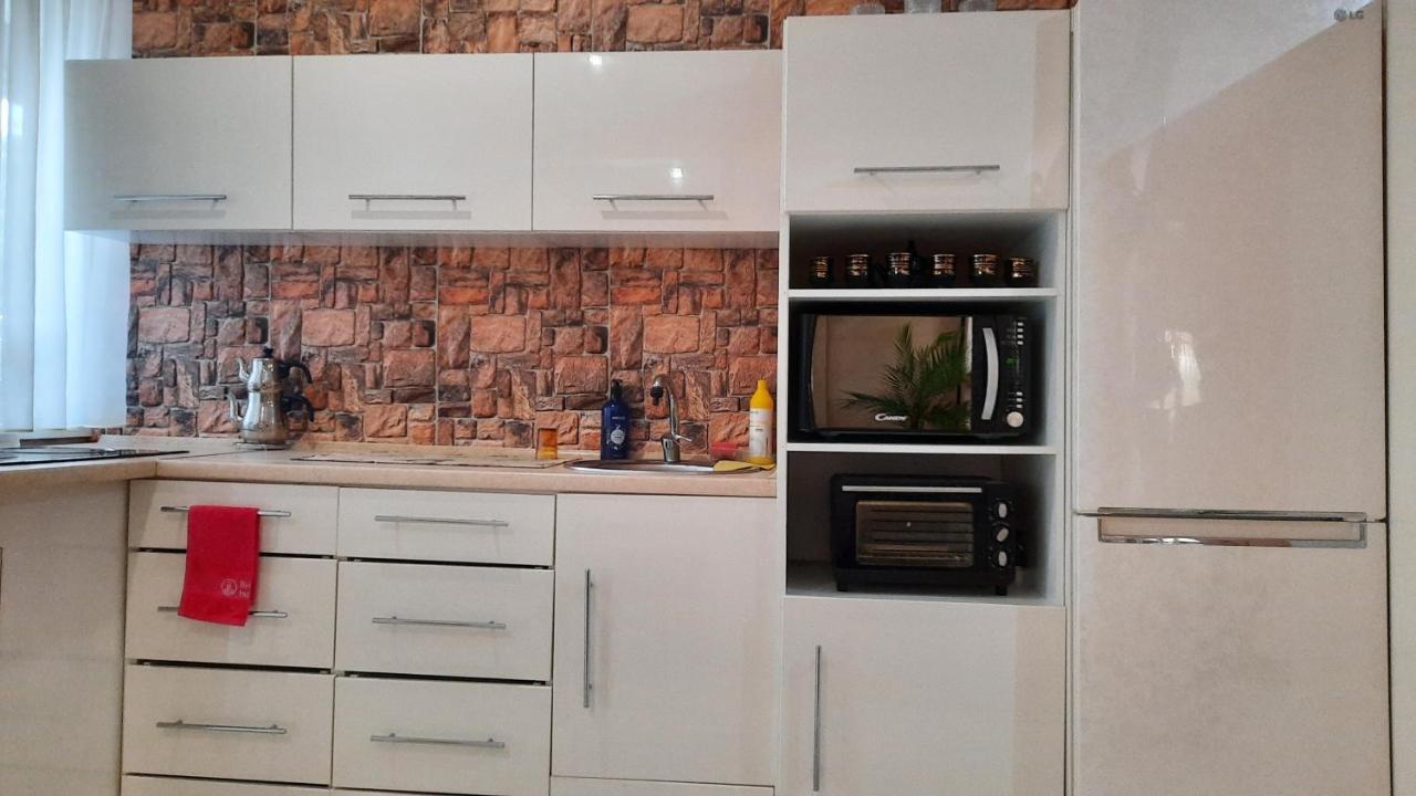 Апартаменты В Центре, По Типу Хостел Kropyvnytskyi Exterior foto